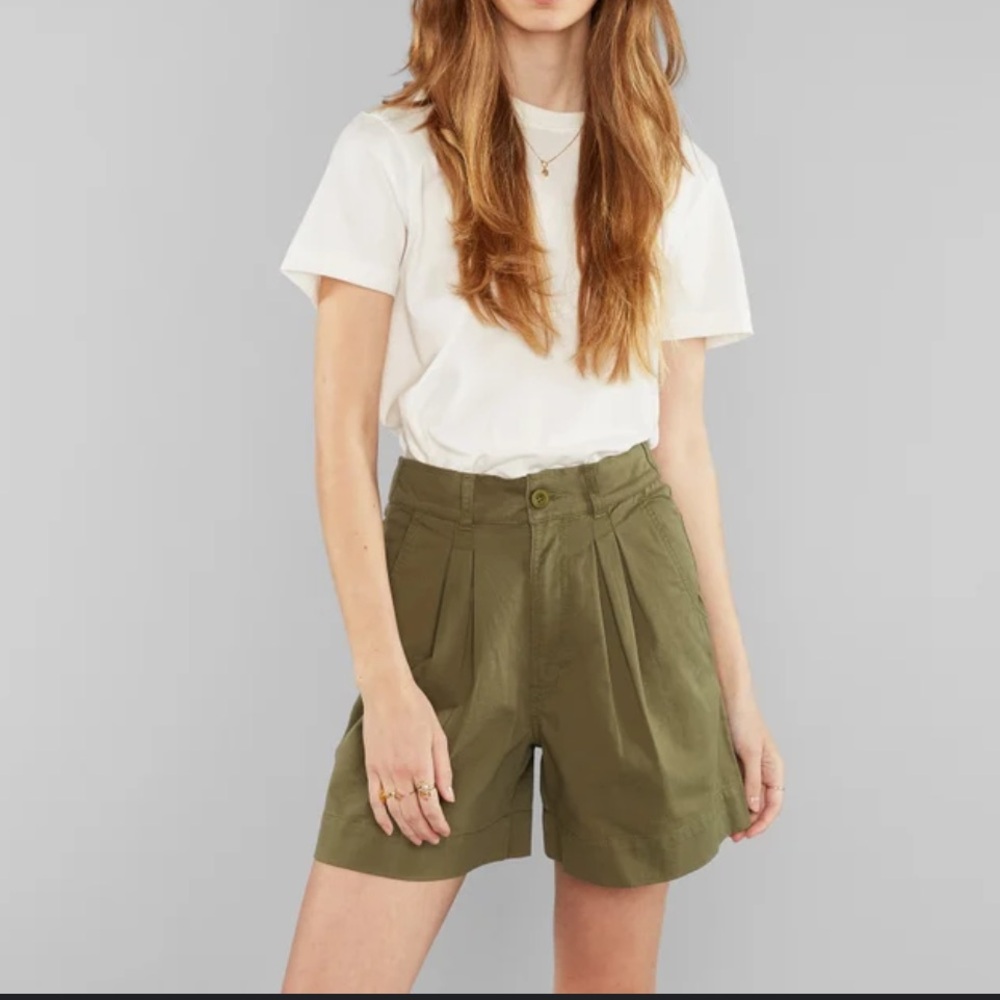 💚 Roaman’s Women’s Shorts – Size 14 💚